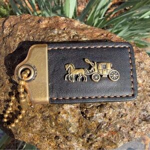 New Coach 1941 Large Hangtag， 2 1/4" x 1 1/4"